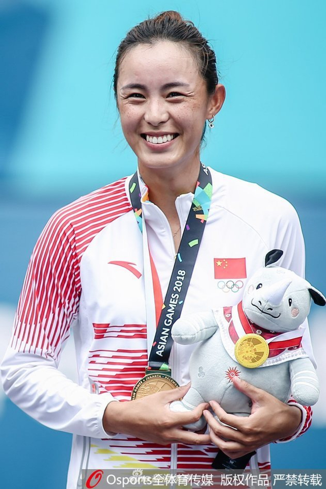 亚运会网球女单王蔷夺金张帅银牌