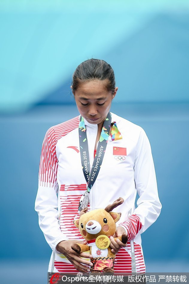 亚运会网球女单王蔷夺金张帅银牌