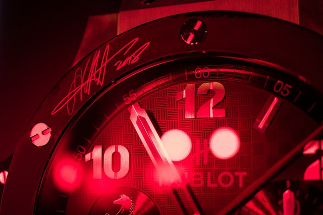 “法拉利F1之夜”燃爆申城