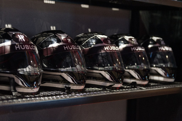 “法拉利F1之夜”燃爆申城