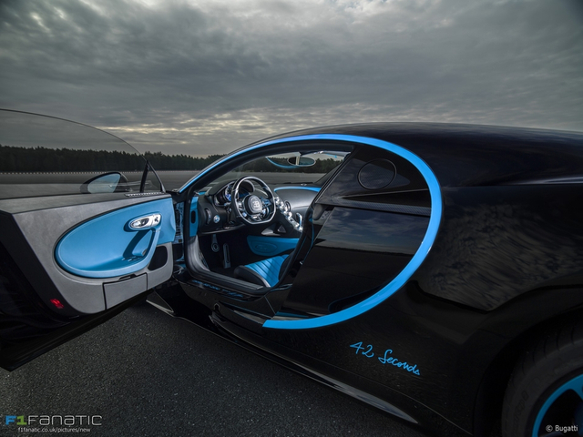 蒙托亚驾驶布加迪Chiron打破0-400kph世界纪录