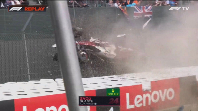 图集-2022F1英国站周冠宇遭遇撞车退赛