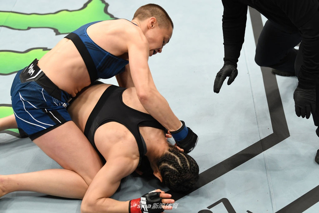 [UFC]张伟丽1分18秒遭对手KO 未能卫冕金腰带