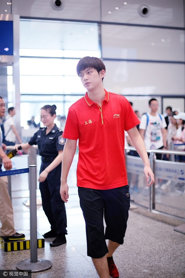 10           2017年8月25日,上海,2017第十三届全运会,击剑帅哥董 