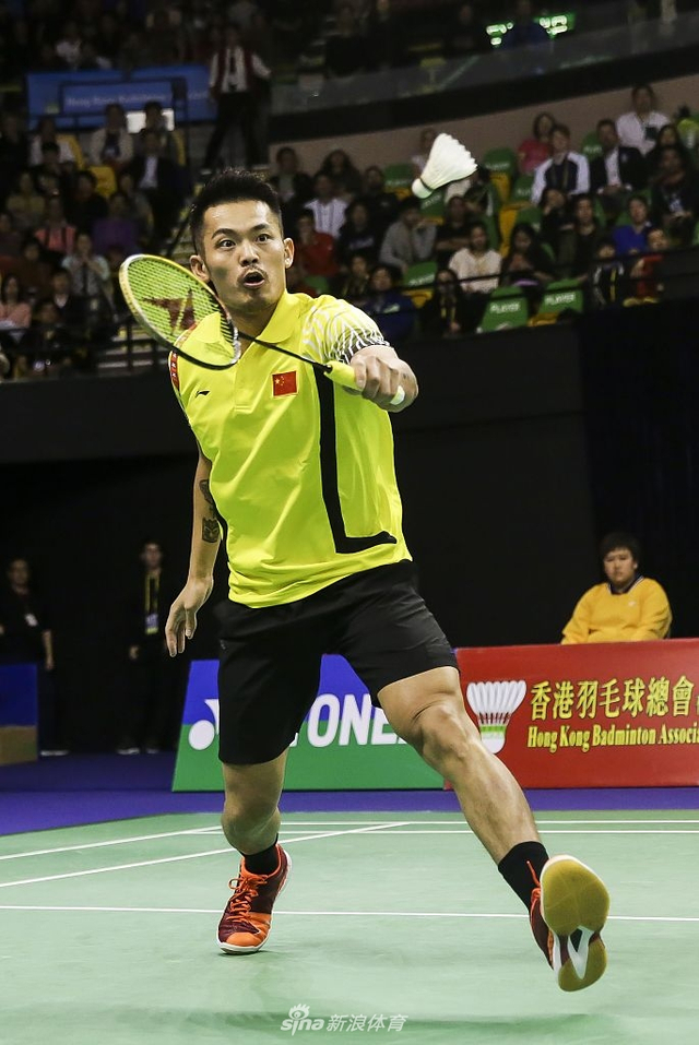 港羽赛林丹1-2石宇奇无缘四强 谢杏芳观战