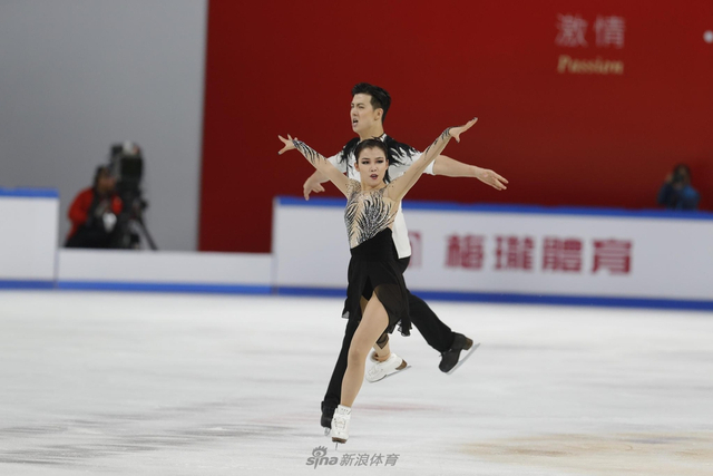 新浪直击花滑中国杯王诗玥/柳鑫宇冰舞第四