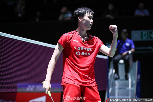世锦赛女单1/8决赛：陈雨菲2-1李文珊