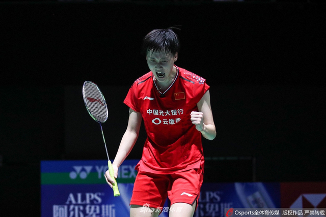 世锦赛女单1/8决赛：陈雨菲2-1李文珊