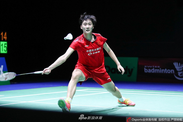 世锦赛女单陈雨菲2-1李文珊