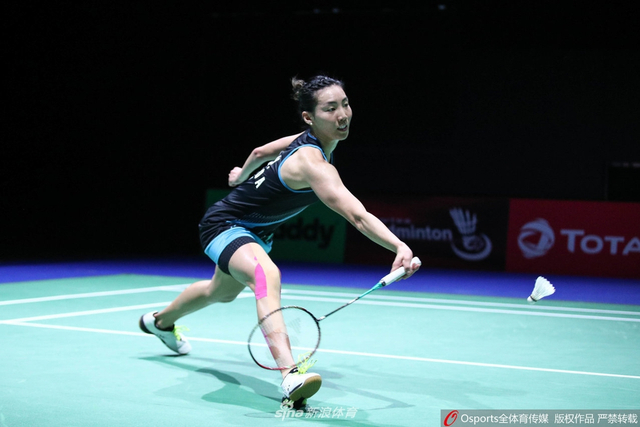 世锦赛女单1/8决赛：陈雨菲2-1李文珊