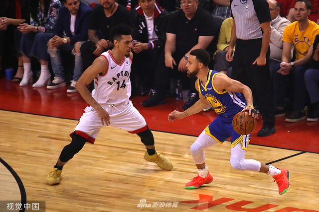 [高清组图]NBA总决赛G2 勇士109-104猛龙