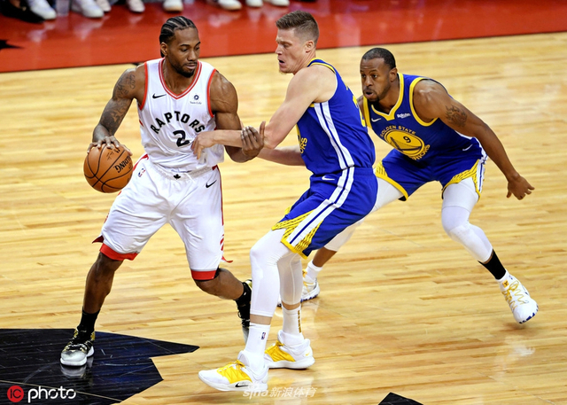 卡哇伊遭遇包夹