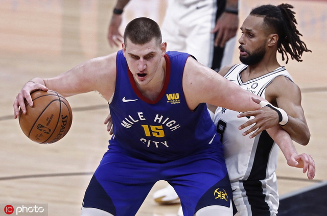 约基奇VS米尔斯