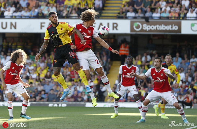 英超焦点战伯恩茅斯迎战曼联一键直达免费直播入口