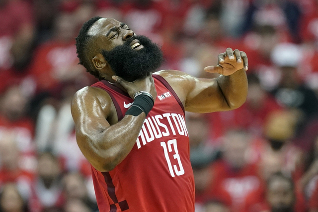 哈登被肘喉表情痛苦