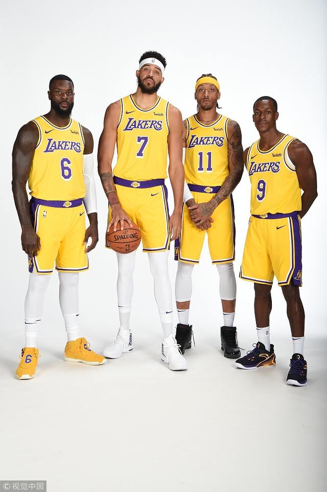 湖人新赛季全员定妆照