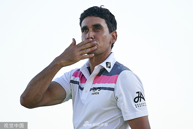 西班牙公开赛次轮,本土球星拉法-卡布雷拉-贝略与同胞阿德里-阿诺斯