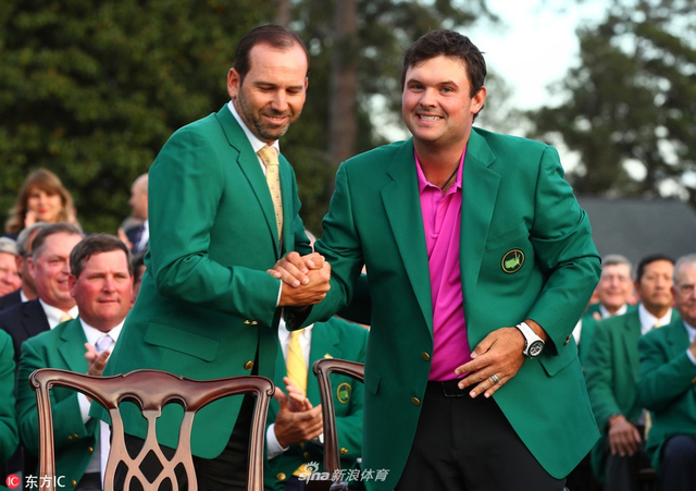 瑞德与加西亚握手