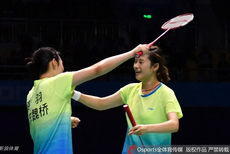 全运会羽毛球女双骆赢骆羽夺冠