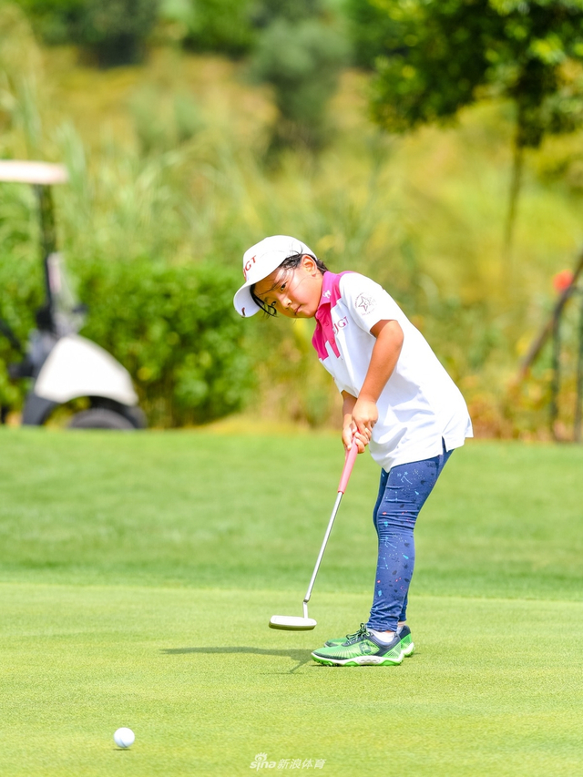 cjgt福建站首轮刘国梁为女儿当球童