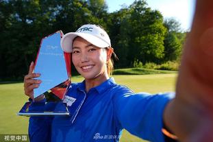 王馨迎赢LPGA首冠