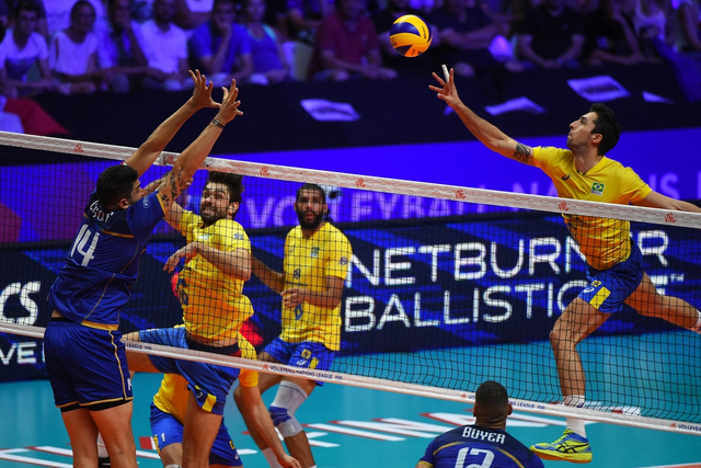 世界男排联赛总决赛法国3-2巴西