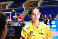 女排欧冠朱婷俱乐部PK科内