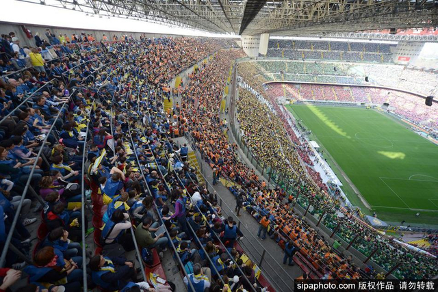 大教皇参观米兰圣西罗球场