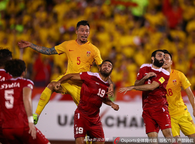 郜林与马尔迪吉安争顶