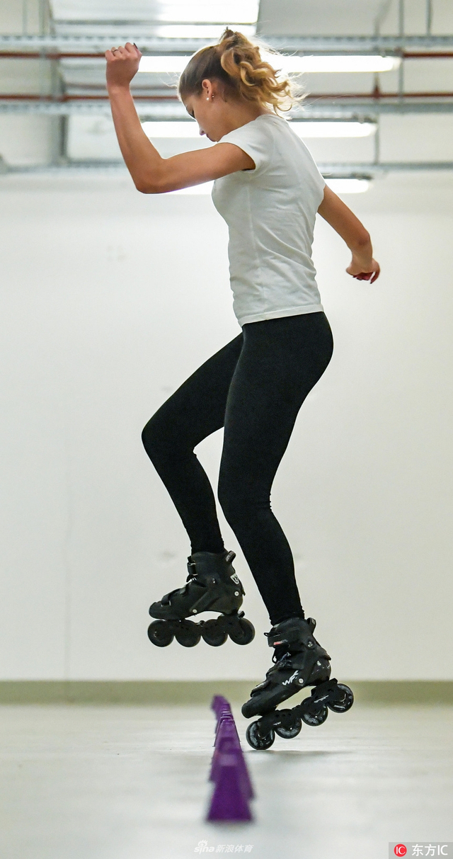俄罗斯美女直排轮自由滑选手