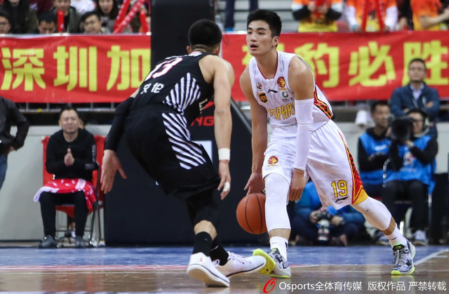 CBA第17轮：深圳92-89辽宁