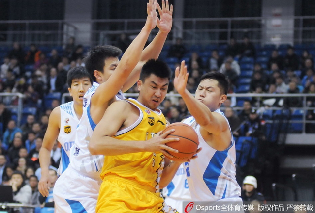 CBA第15轮:青岛105-113广厦