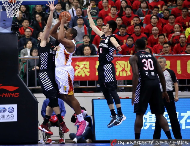 CBA第17轮：深圳92-89辽宁