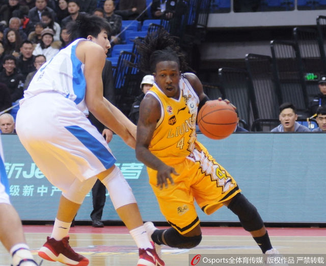 CBA第15轮:青岛105-113广厦