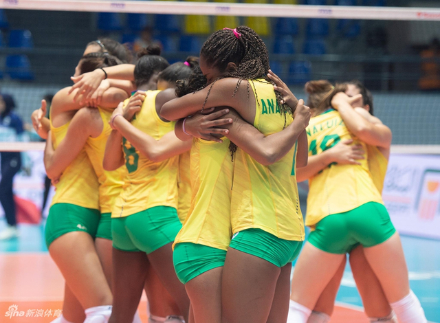 世少赛中国女排1-3巴西获第四
