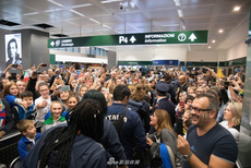 女排世锦赛亚军意大利回国