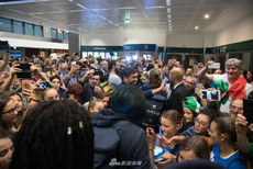 女排世锦赛亚军意大利回国