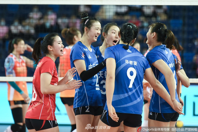 朱婷出战！排超天津女排2-3江苏女排