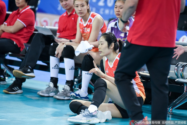 朱婷出战！排超天津女排2-3江苏女排