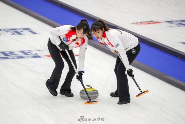冰壶世锦赛中国女队一日双败落至第四