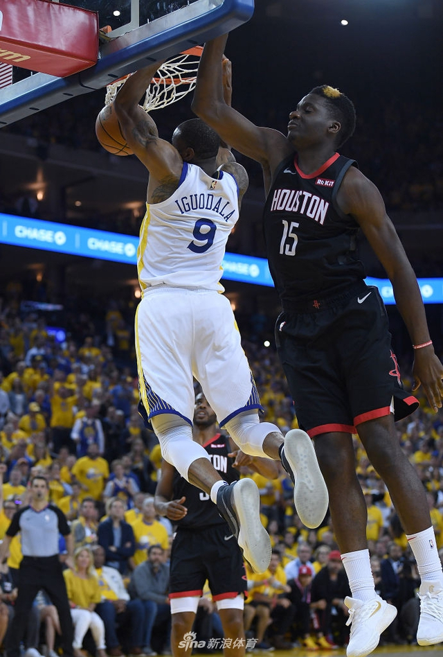 伊戈达拉内线暴扣