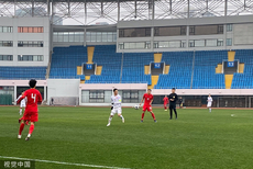国足分组对抗陈洋队1-1战平李金羽队