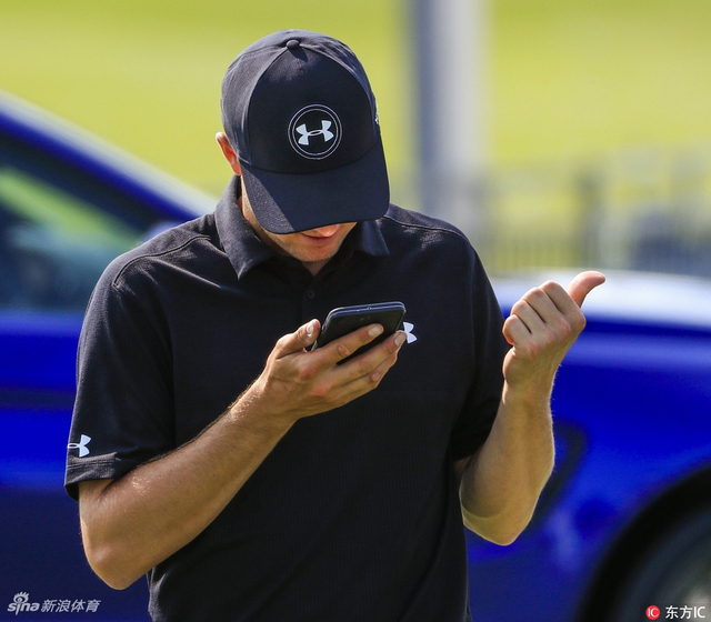 斯皮思这是要换iPhone X吗？