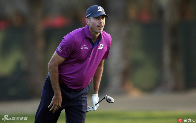 库查尔观察球路