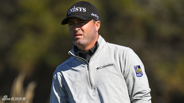 瑞安-帕尔默领先