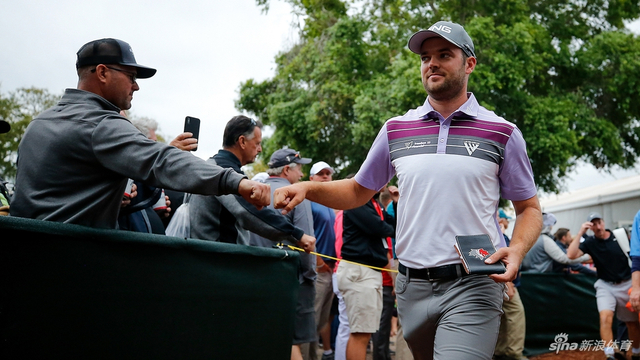 康纳斯不敢松懈