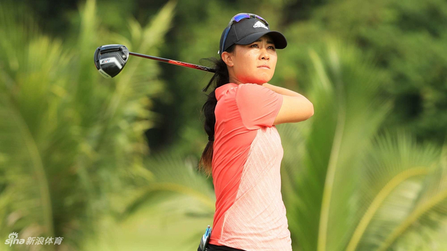 姜孝林落后一杆