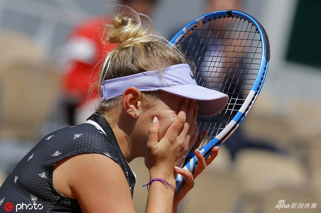 法网哈勒普0-2阿尼西莫娃