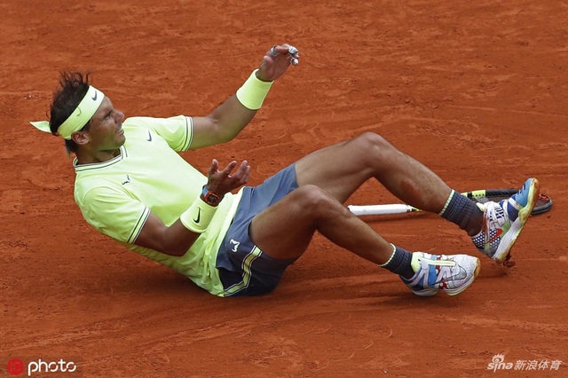 法网决赛纳达尔3-1蒂姆夺冠