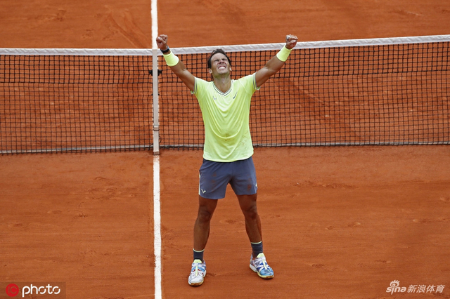 法网决赛纳达尔3-1蒂姆夺冠